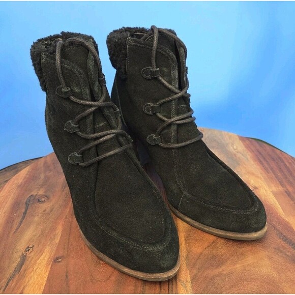 UGG Boots Analise Ankle Boot Women's 9.5 Suede Upper Sheepskin Block Heel Black - Picture 12 of 13